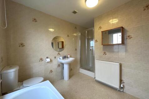 Four-Piece Bathroom 977