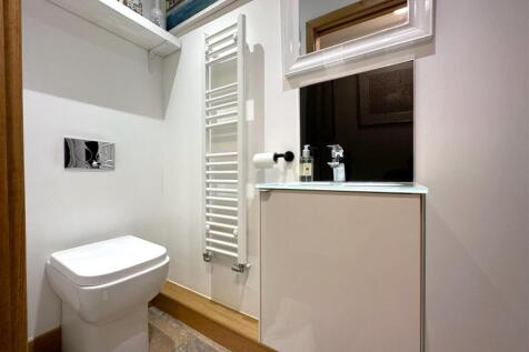 Ground Floor W.C 446