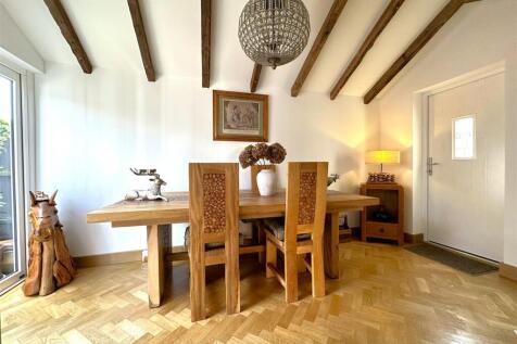 Beamed Dining Room 111