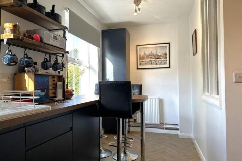 Dining Area 982