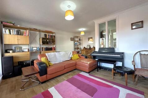 Living Room 966