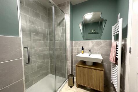 En-Suite Aspect Two 258