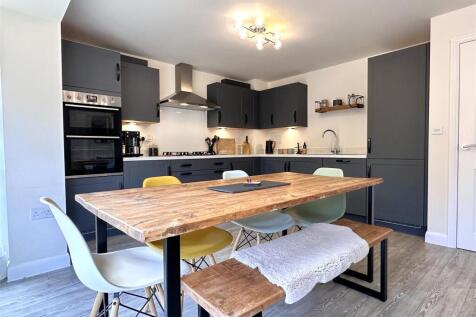 Stylish Dining Kitchen 453