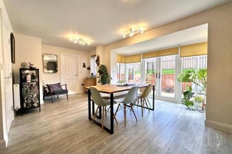 Living/Dining Kitchen With French Doors 441