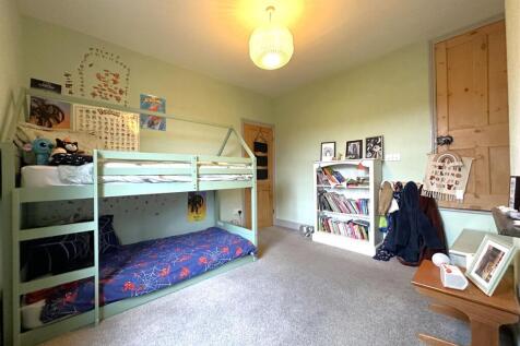 Second Bedroom 864