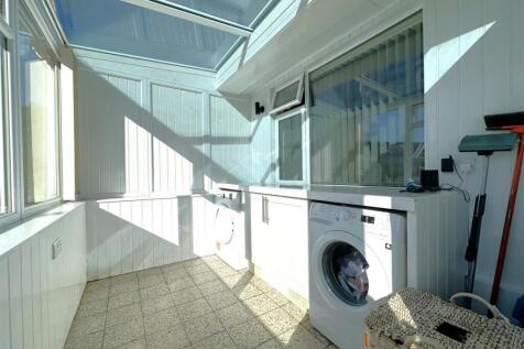 Utility Area 640