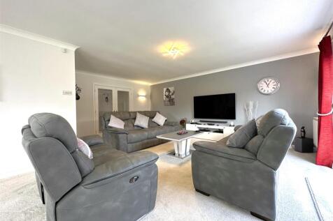 Living Space 271