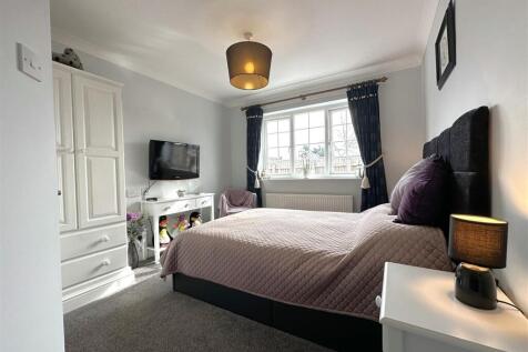 Bedroom Two With E-Suite 294