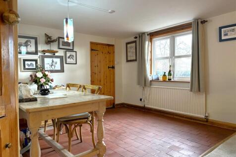 Dining Room 986