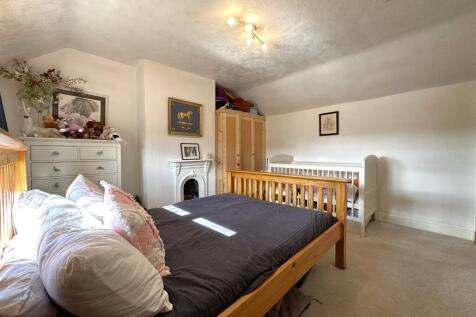 Second Bedroom 923