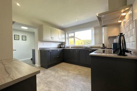 Stylish Modern Kitchen 494