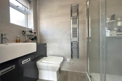 En-Suite Shower Room 416