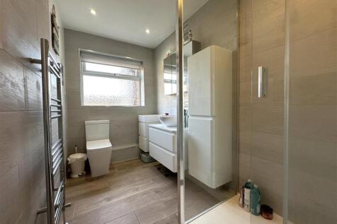 Stylish Shower Room 466
