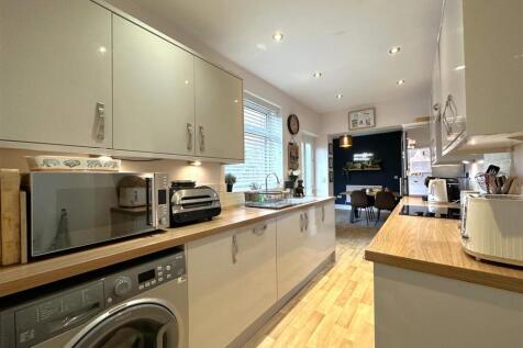 Superb Modern Kitchen 184