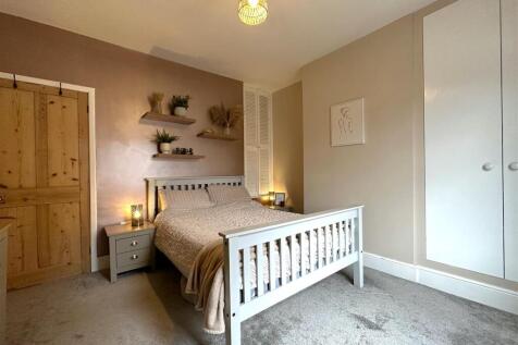 Master Bedroom 176