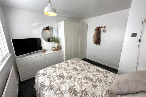Bedroom One 922