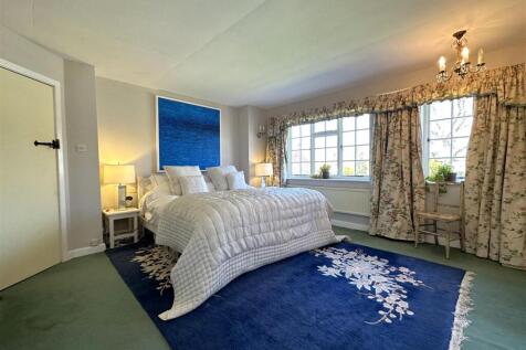 Master Bedroom 596