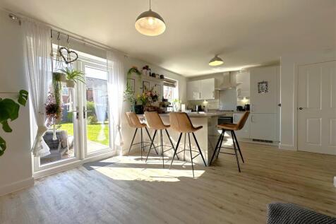 Contemporary Kitchen 242