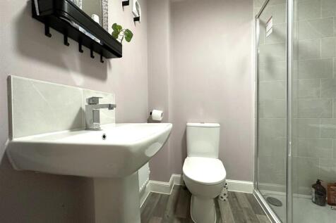 En-Suite Shower Room 187