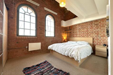 Master Bedroom 310
