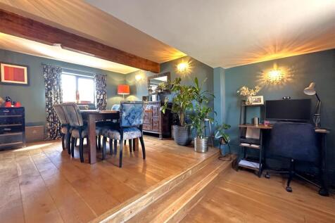 Copious Dining Room 298