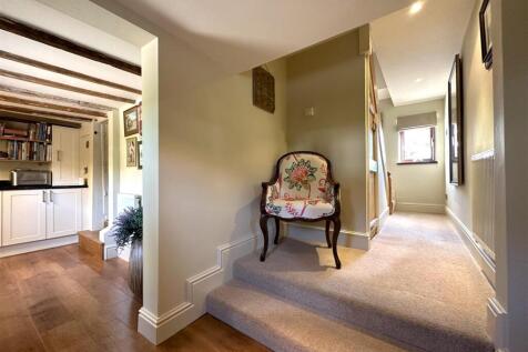 Inviting Reception Hall 315