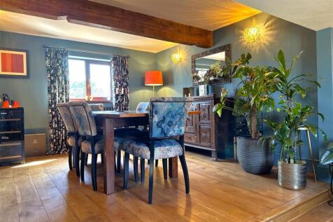 Dining Room 296