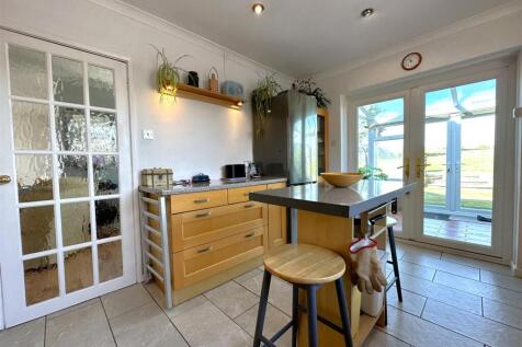Kitchen Space With French Doors 686