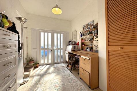 Study/Hobbies Room 645