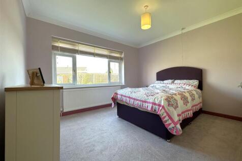 Master Bedroom 447