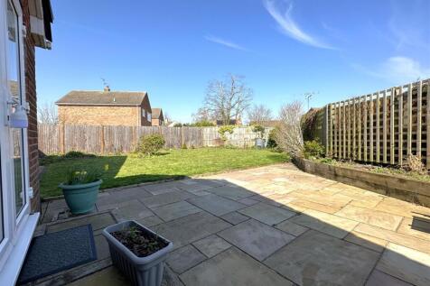 Well-Appointed Garden 504