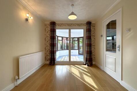 Separate Dining Room 469