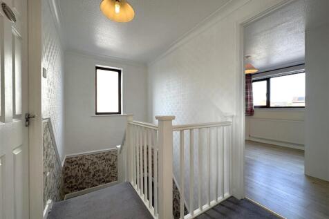 First Floor Landing 496