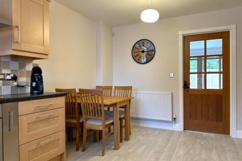 Dining Area 399