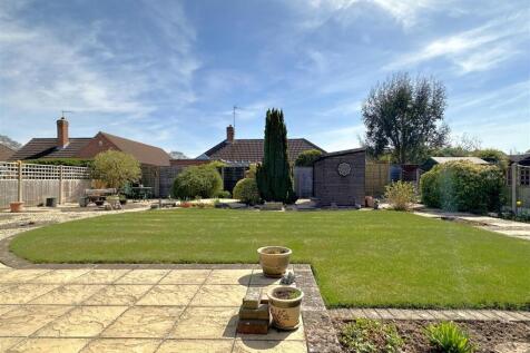 Beautiful Tranquil Garden 911