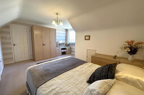 Bedroom One 865