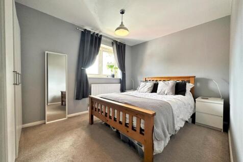 Master Bedroom 845