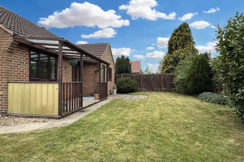Lovely Private Garden 181