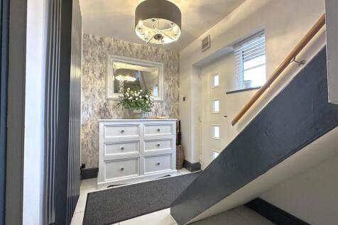 Inviting Entrance Hall 252