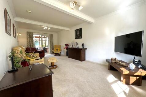 Large Living Room 487