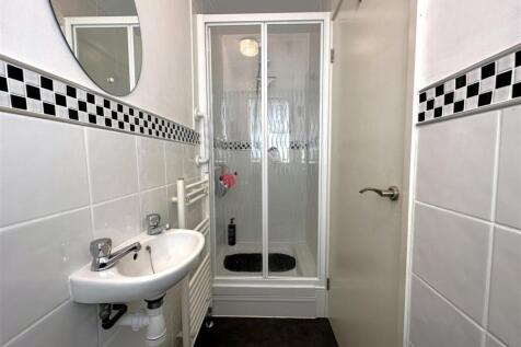 Ground Floor Shower Room 510