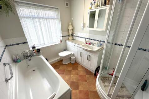 Four-Piece Bathroom 630