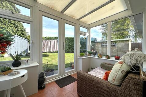 Conservatory 660