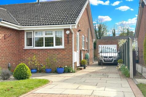 Gated Multi-Care Driveway 166