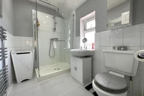 Contemporary Shower Room 861