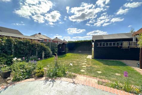 Rear Garden 934