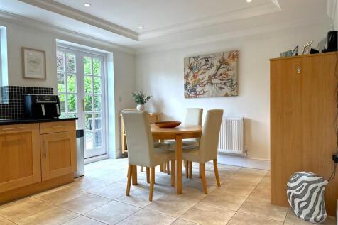 Dining Area 319
