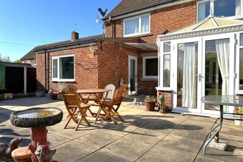 Paved Outdoor Seating Area 560