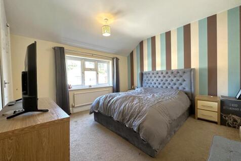 Master Bedroom 482