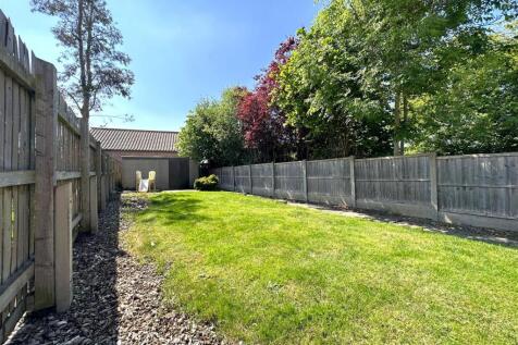 Private Rear Garden 526
